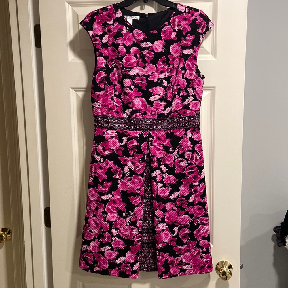 Maggy London size 12 black and pink floral dress